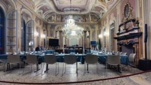 Varese: Fumata bianca, il consiglio torna a riunirsi