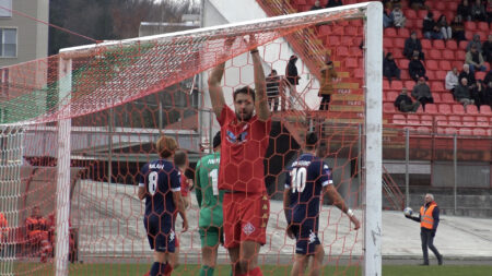 Calcio: Il Varese si schianta sul muro del Celle Varazze