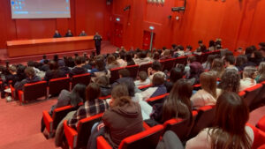 Busto: Emergenze, “Chiamate il 112, non usate i social”