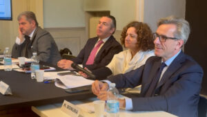 Busto: Convegno Upel, “In Italia troppe leggi”