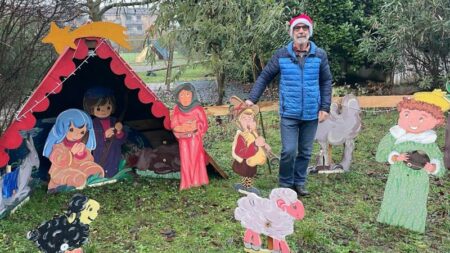 Cassano: Il Geppetto dei presepi aiuta una piccola amica