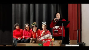 Gazzada: 871 regali sospesi, sul "treno" delle 5 mamme