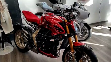 Varese: Visitando MV Agusta, tra opere d’arte e autografi