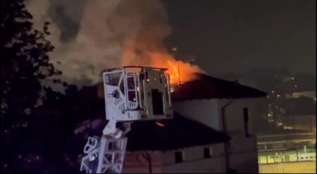 Varese: Fiamme in via Maspero, rogo sul tetto