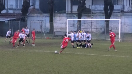 Calcio: Besnatese e Arcellasco si fermano sullo 0-0
