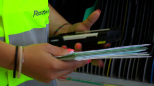 Azzate: Poste in ritardo, il rapporto col Comune zoppica