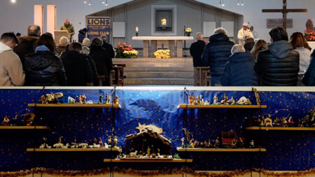 Gavirate: Voltorre e i Lions premiano i presepi più belli