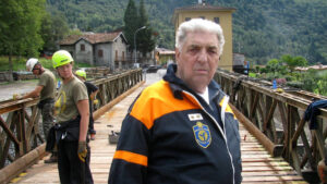 Samarate: Addio Gualtiero, l’inchino della Protezione Civile