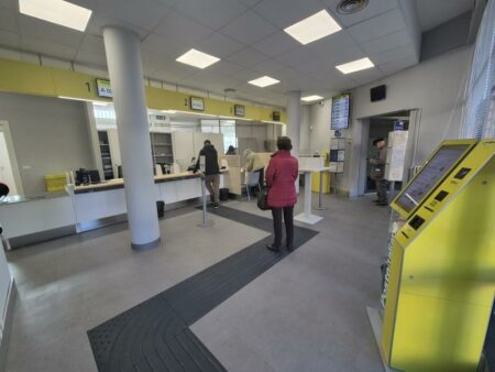 Gerenzano: Riapre l’ufficio postale dopo un anno di attesa