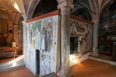 Leggiuno: Visite al Sacello di Santa Caterina del Sasso