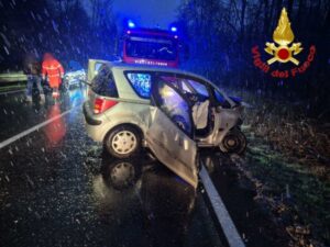 Valganna: Schianto tra auto, interrotta la ss233