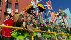 Cassano: Bagno di folla al Carnevale “più bello che mai”