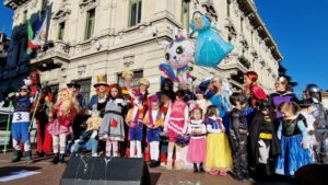 Gallarate: Carnevale 2026, tra colori, maschere e inno al re