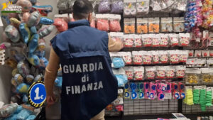 Gallarate: Carnevale sicuro, 2 mila articoli sequestrati