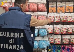 Gallarate: Carnevale sicuro, 2 mila articoli sequestrati