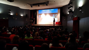 Somma L.: Una bussola per i ragazzi tra i fantasmi in rete