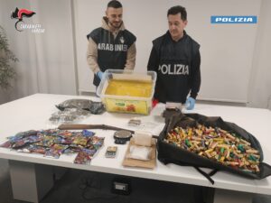 Novara: Cocaina nella cera d'api, 6 fermi