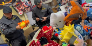 Busto: Sequestrati migliaia di giocattoli e gadget cinesi