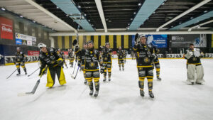 Hockey: Mastini, ecco l'ultimo abbraccio giallonero