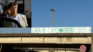 Varese: Il saluto "stradale" dei Giovani Padani al Senatùr