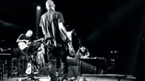 Gallarate: La fotografia racconta l'energia della musica rock