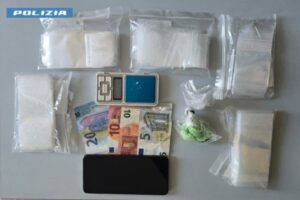 Gallarate: Droga nascosta nella scarpa, arrestato 47enne