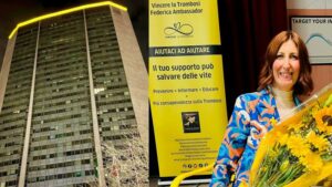 Gallarate: “Vincere la Trombosi”, il Pirellone diventa giallo