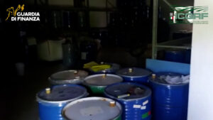 Roma: Vino “farlocco”, sequestrati 2,5 milioni di litri