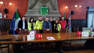 Somma L.: Due nuovi defibrillatori in città, dono coi baffi