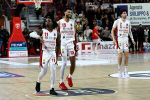 Basket: Iroegbu dalla lunetta regala la vittoria a Varese