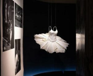 Milano: Chiude alla Other Size “La Forma del Bianco”