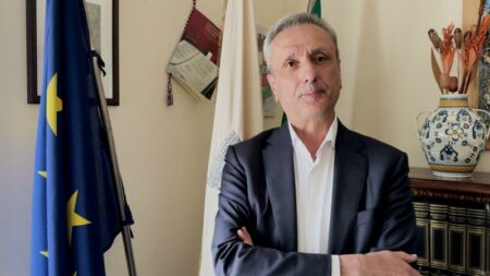 Cassano: Caso egiziano, sindaco "Commenti senza umanità"