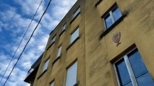 Gallarate: Emergenza abitativa e 100 case popolari vuote