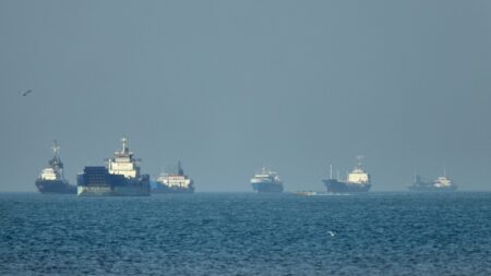 Iran: Nave francese colpita nello Stretto di Hormuz