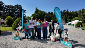 Varese: Musi in posa, scatti scodinzolanti per il canile