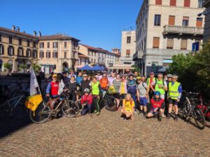 Gallarate: Tutti in bici per la pace e l'ambiente
