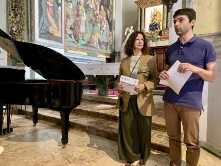 Busto: La musica classica riempie di note il santuario