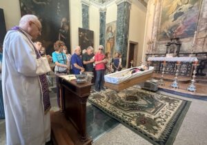 Busto: Fino a lunedì Livetti riposa in Battistero