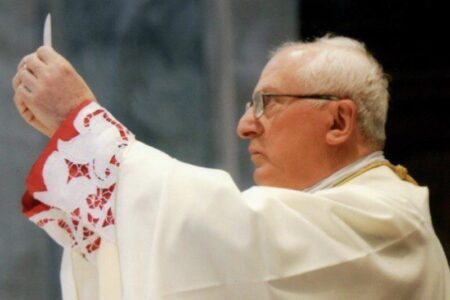 Busto: Addio a monsignor Livetti, città in lutto