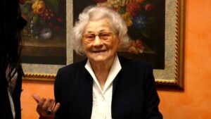 Busto: Tre borse di studio in memoria di Olga Fiorini