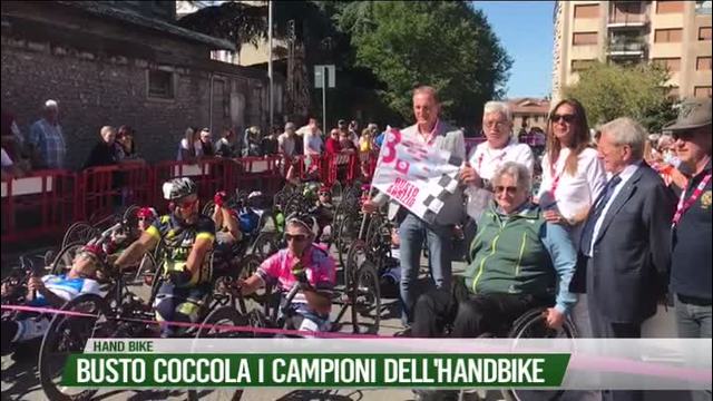 Busto coccola i campioni dell'Handbike