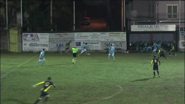 Calcio: Verbano - Mariano 1t
