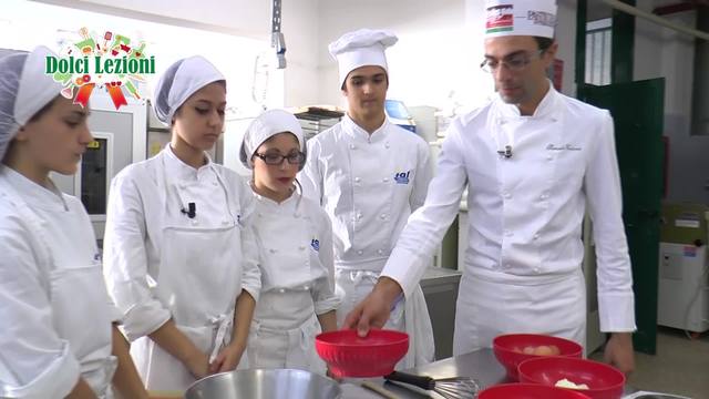 come preparare un "Croquembouche"