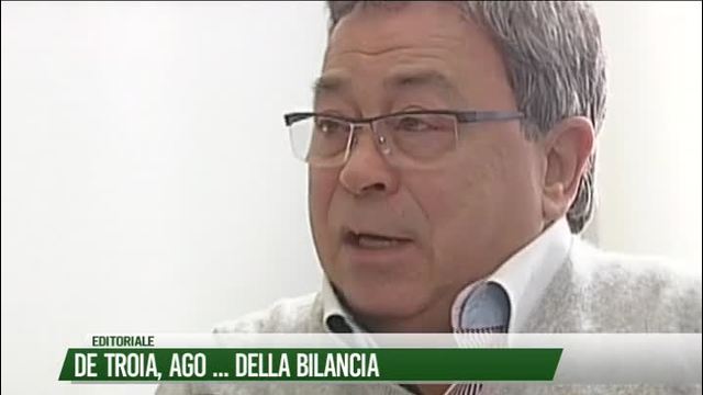 De Troia, Ago...della bilancia