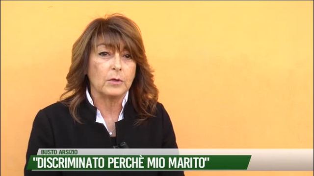 "Discriminato perché mio marito"