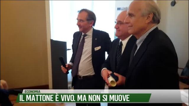 Il Mattone è vivo. Ma non si muove