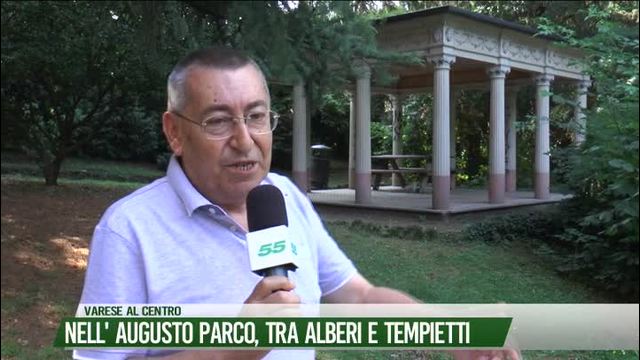 Nel''augusto parco, tra alberi e tempietti
