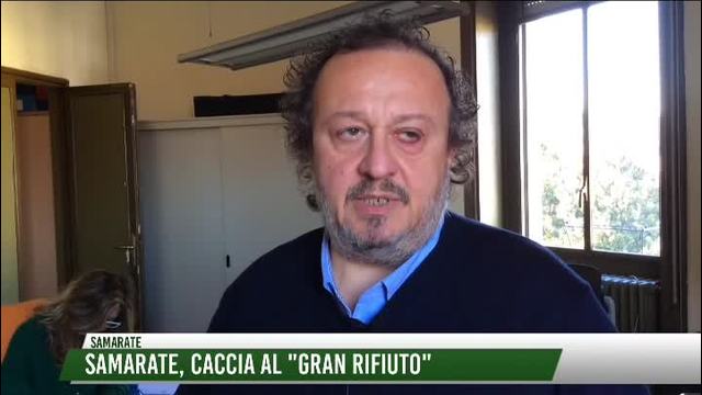 Samarate, caccia al "gran rifiuto"